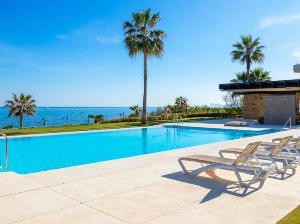 Piscina de Àtic de lloguer en Estepona amb Aire condicionat, Terrassa i Piscina