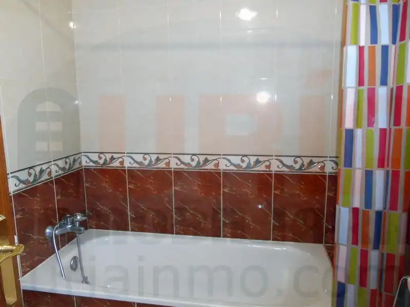 Apartments for rent in Calle Nueve de Mayo, Salesas - Foncalada - Campoamor