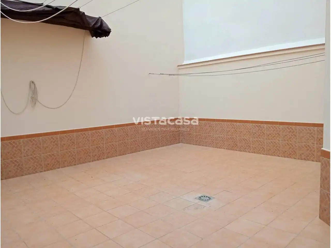 Casa adosada de alquiler en Mairena del Alcor