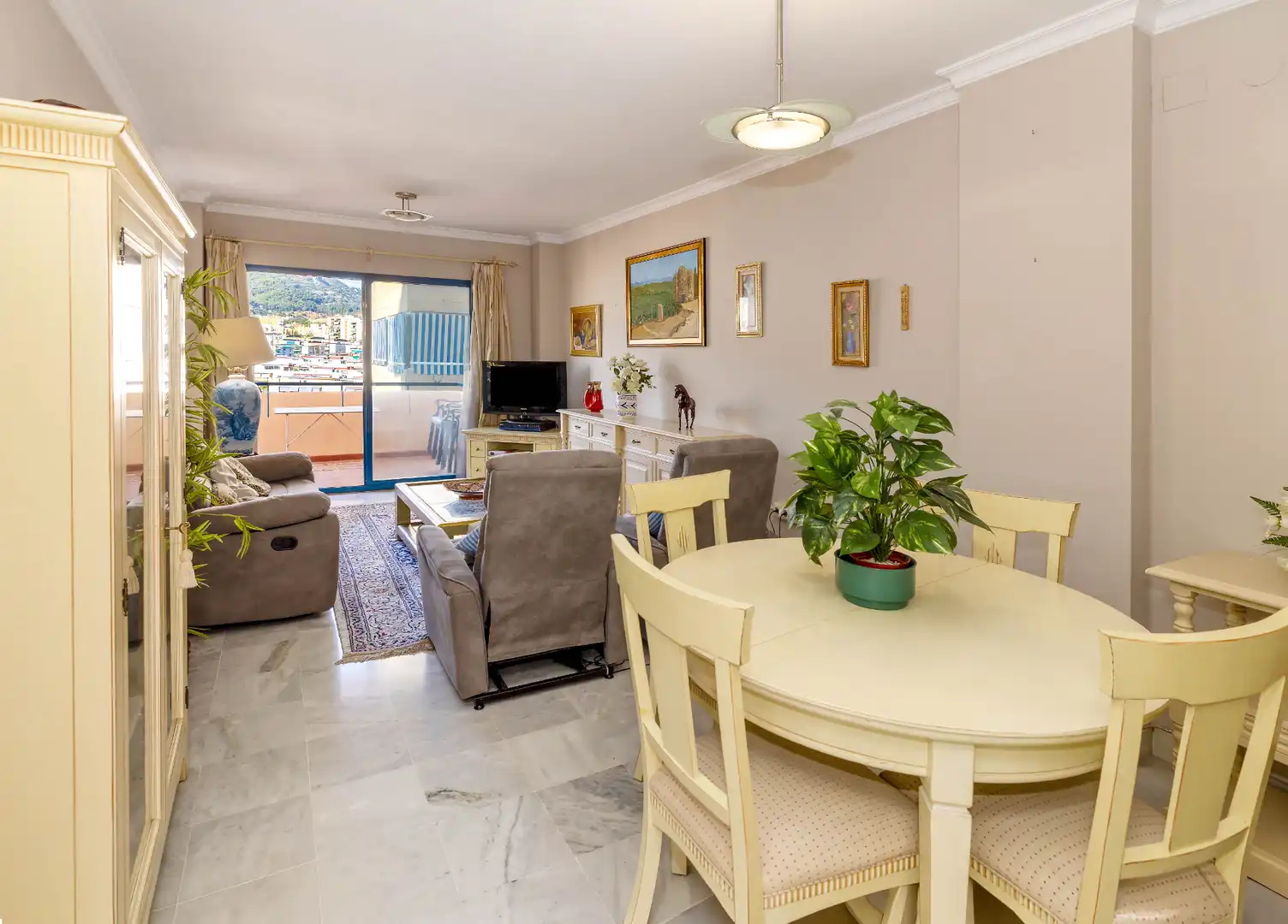 Flat with pool for sale in Marbella Centro, imagen 2
