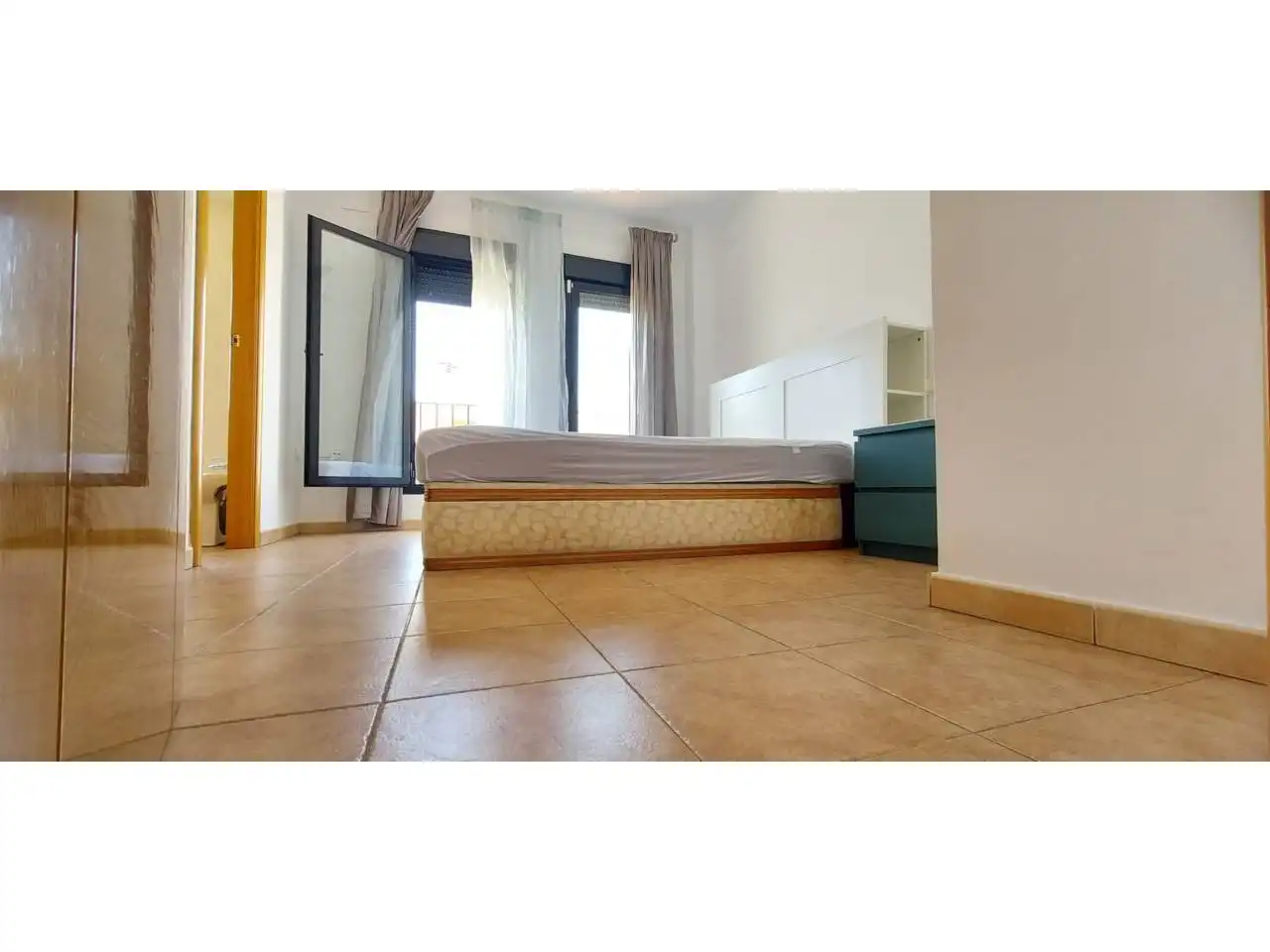 Habitación de Casa adosada de alquiler en Aljaraque con Terraza y Amueblado