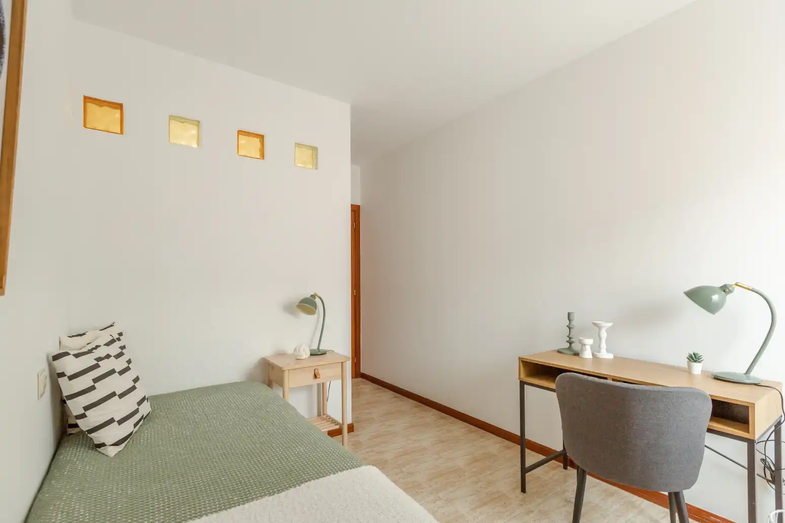Bedroom of Flat for sale in  Pamplona / Iruña  with Heating, Terrace and Storage room