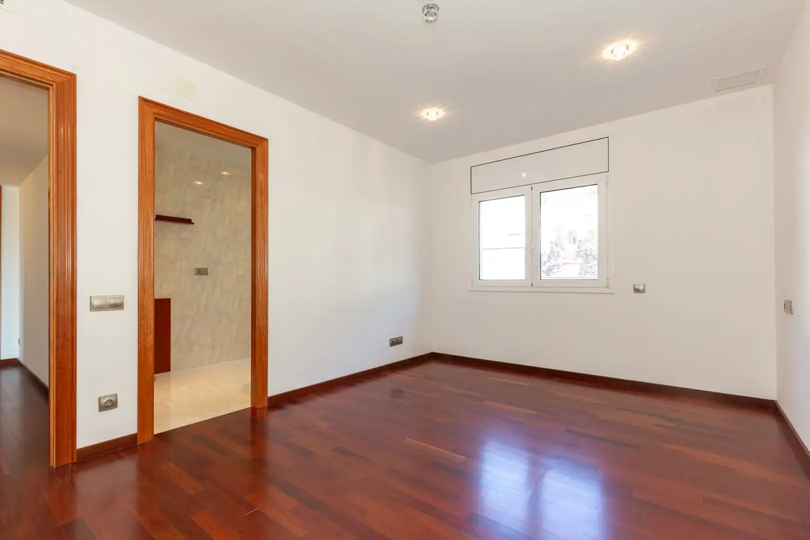 Habitación de Casa o chalet en venta en Vallirana con Calefacción, Terraza y Balcón