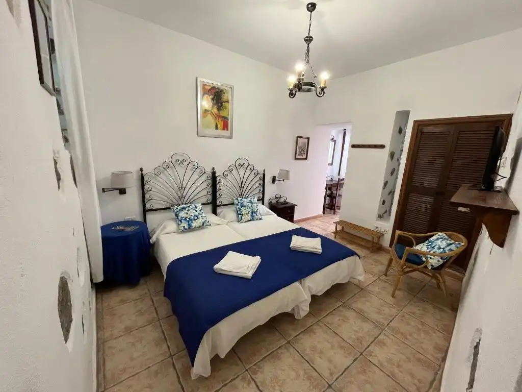 Bedroom of Buildings for sale in Hermigua