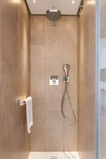 Bany de Casa o xalet en venda en Guía de Isora amb Aire condicionat, Jardí privat i Terrassa