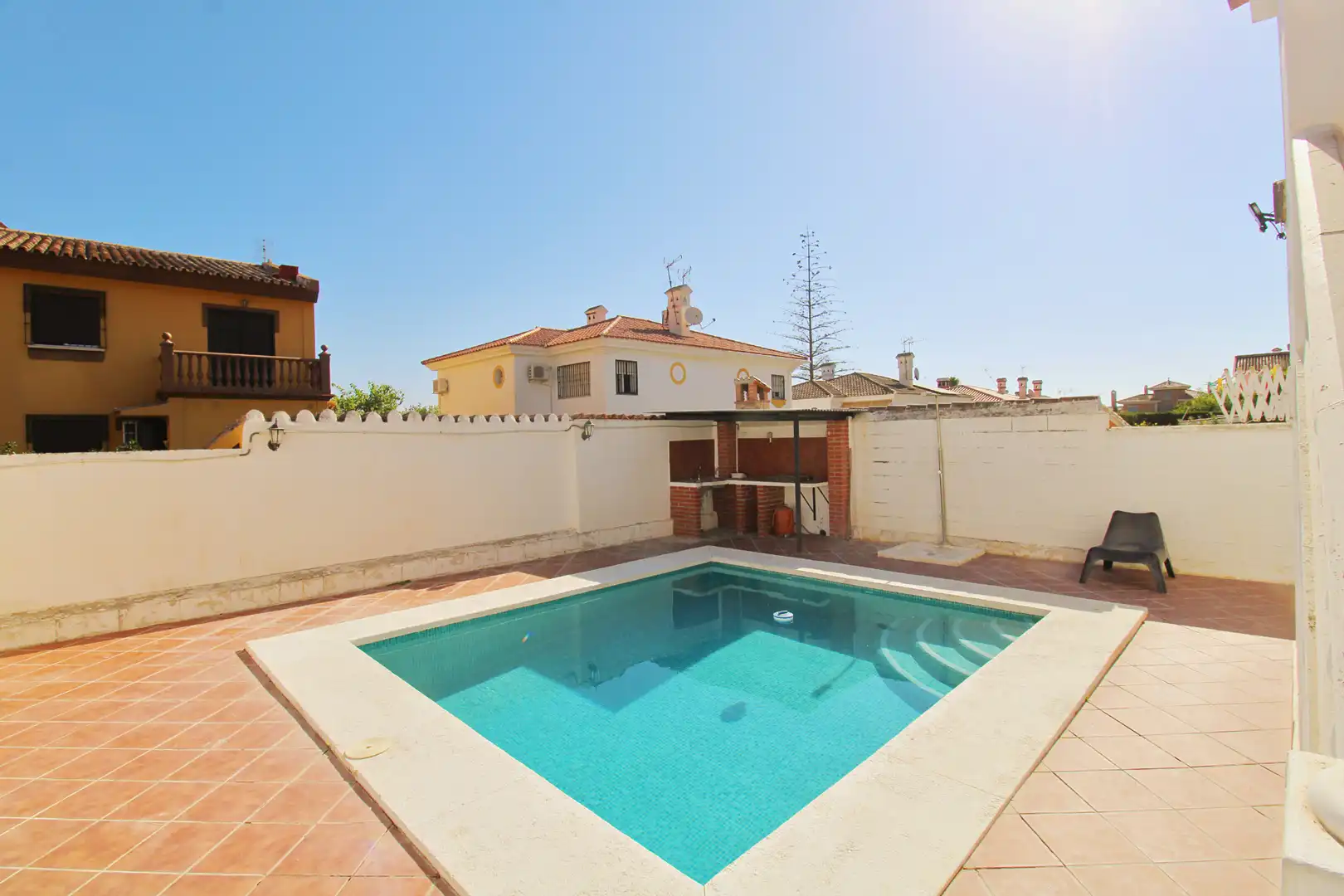 Piscina de Casa adosada en venda en Alhaurín de la Torre amb Aire condicionat, Terrassa i Traster