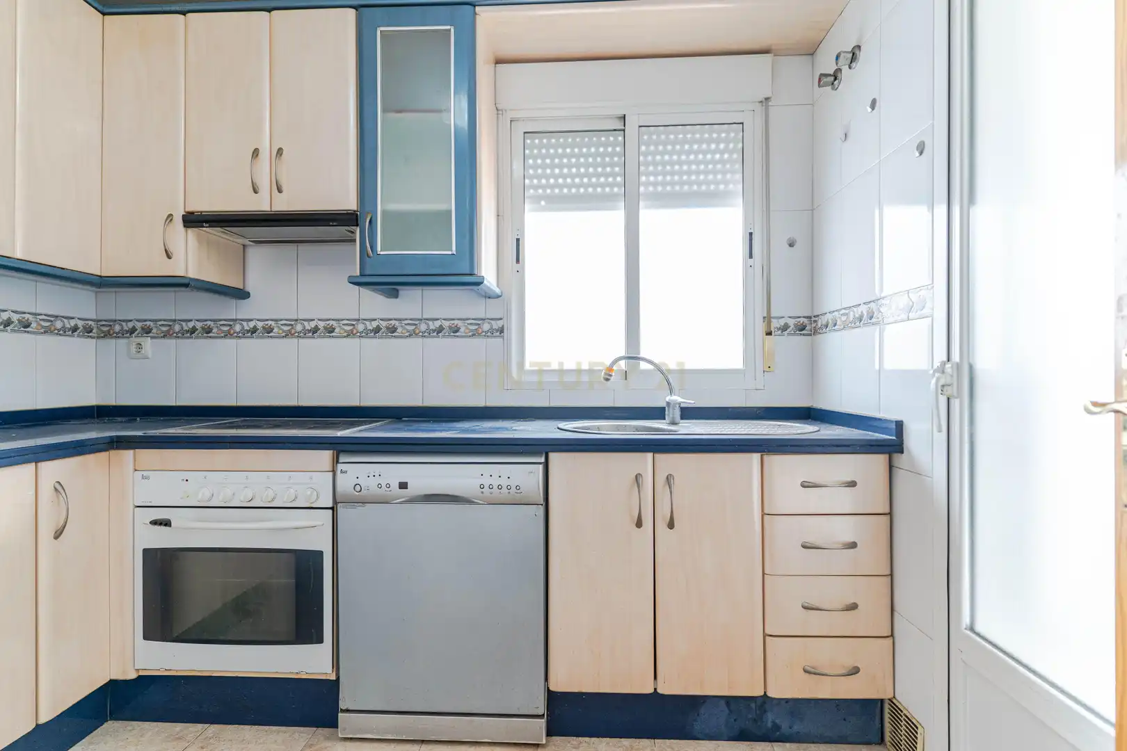 Apartament amb terrassa en venda a C. Abén Humeya, Salobreña, Spain Edificio sotillo, imagen 22