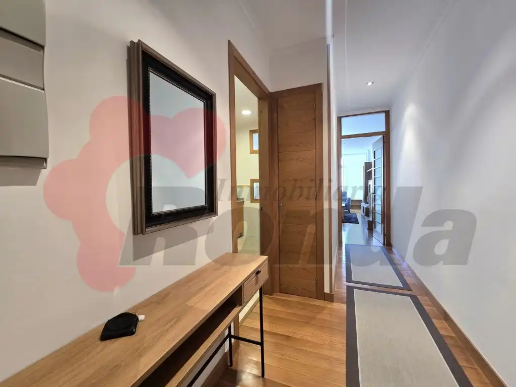 Apartament de lloguer a Rua Doutor Castro, Centro - Recinto Amurallado
