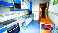 Kitchen of Flat for sale in Oviedo 