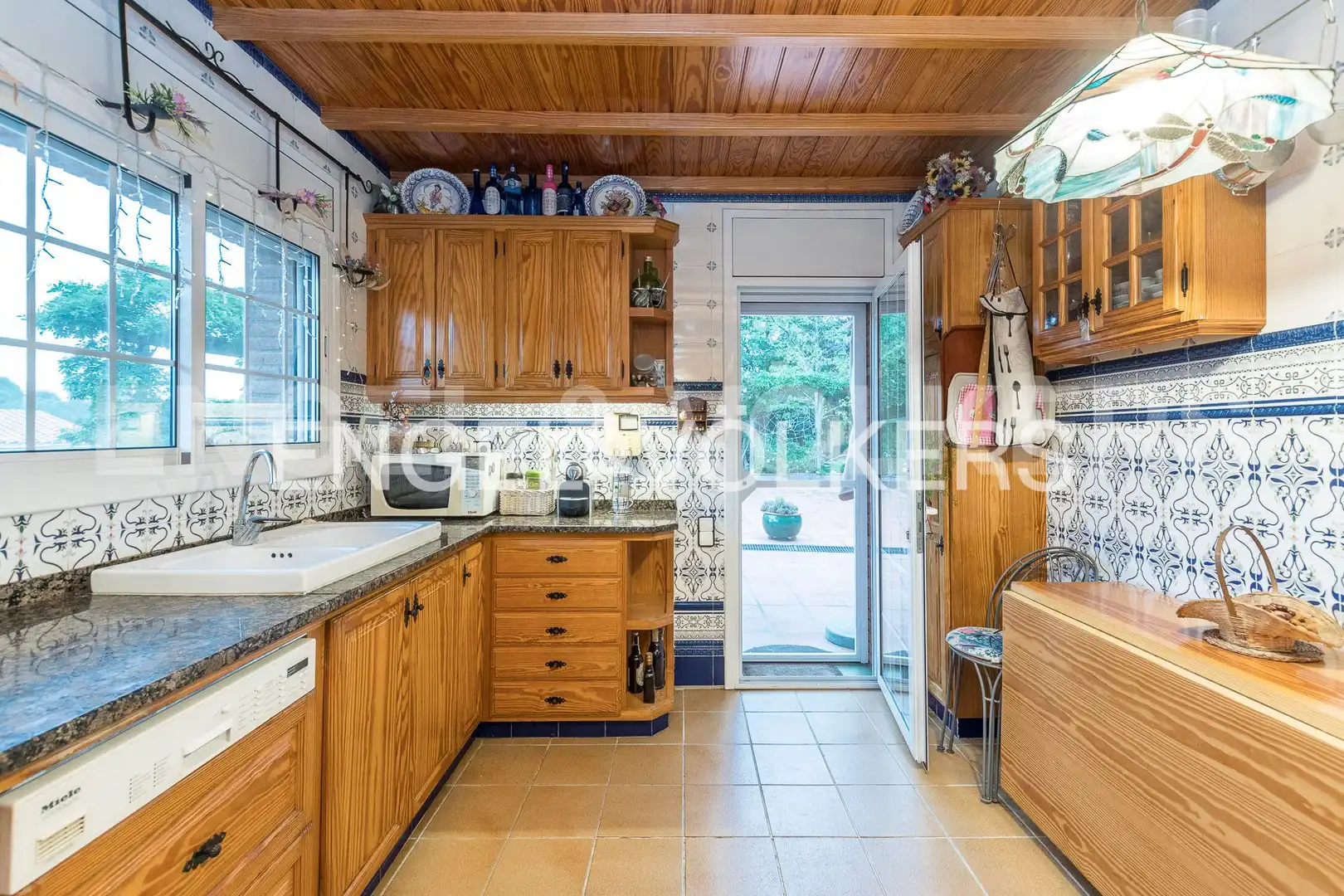 Kitchen of Houses for sale in Rubí  with Air Conditioner, Heating and Private garden