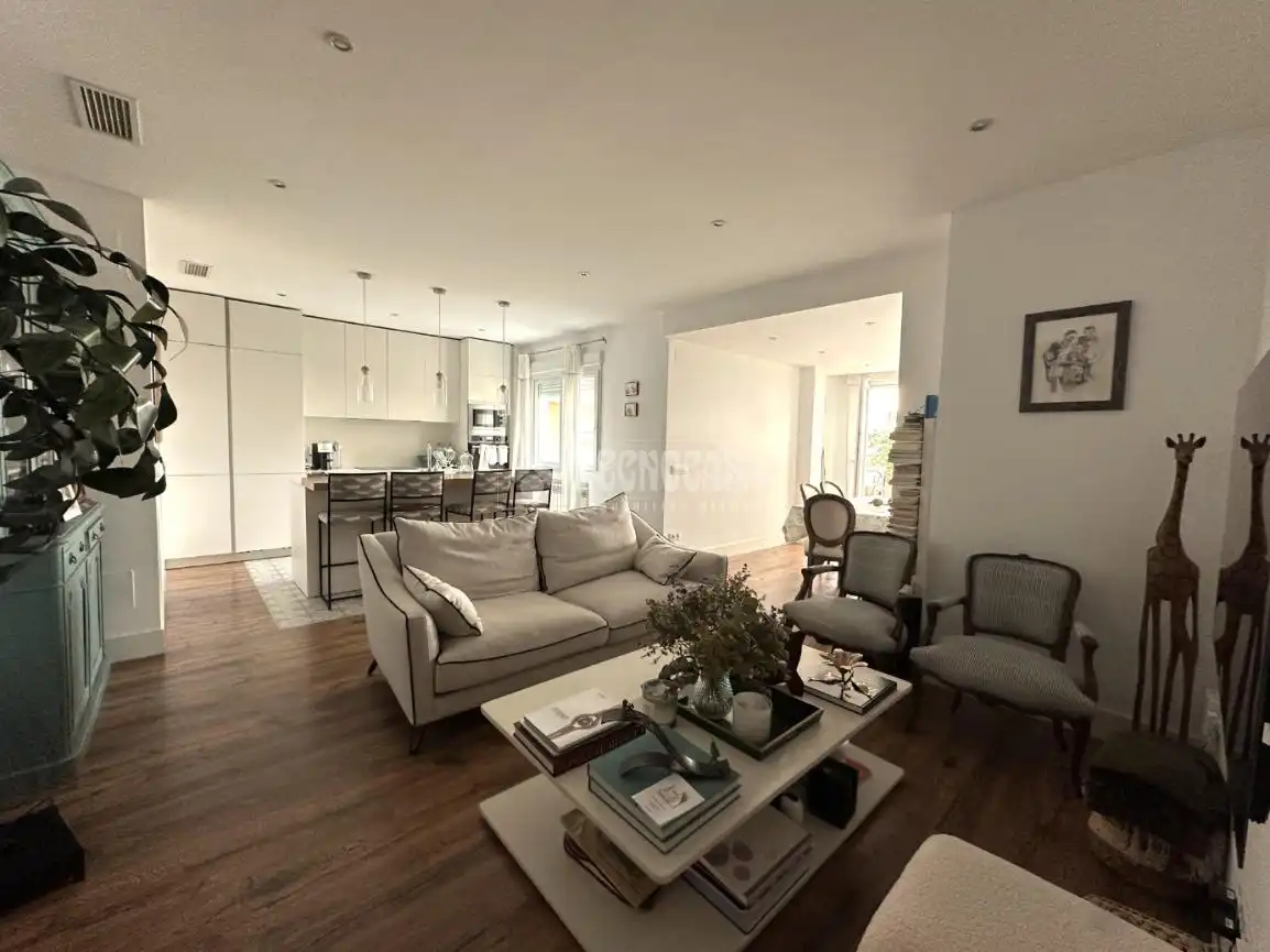 Sala de estar de Piso en venta en Madrid con Aire acondicionado y Terraza