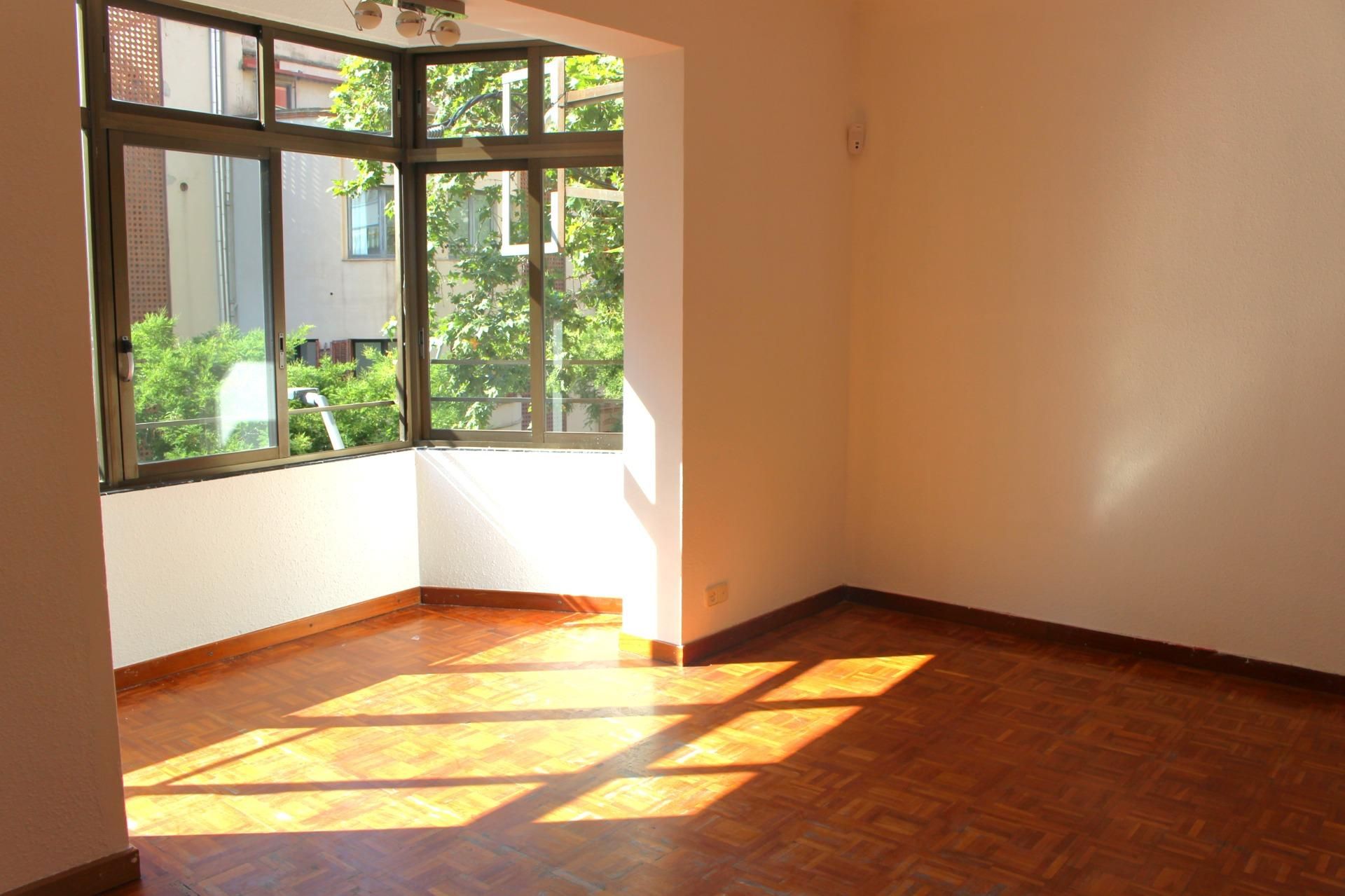 Flat for sale in Travesía de Gràcia, El Baix Guinardó, Horta - Guinardó,  Barcelona Capital