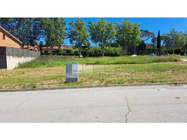 Terreno residencial en venta en Seva