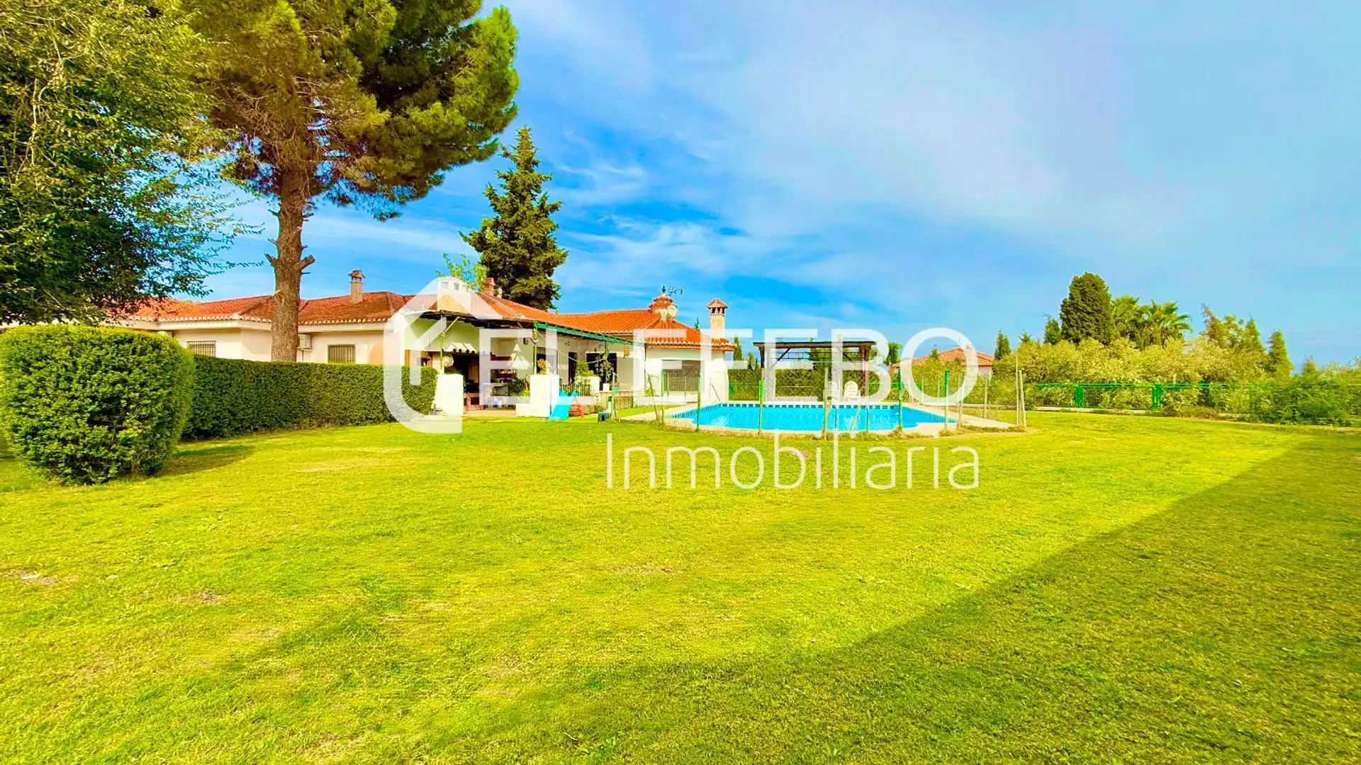 Garden of Houses for sale in Antequera  with Air Conditioner, Heating and Terrace