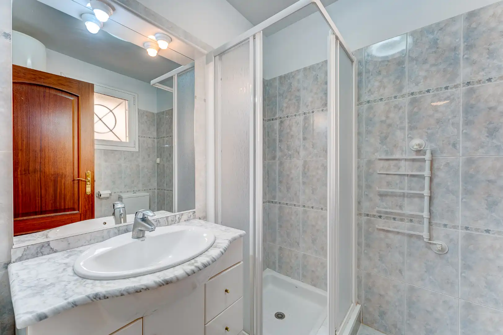 Apartament amb terrassa en venda a Calle Falúa 45, imagen 11