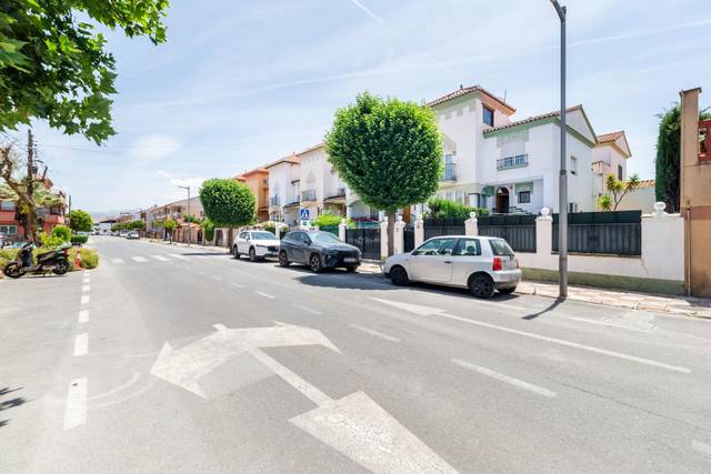 Casa adosada en Venta en  PEDRO A ALARCON en San Cayetano