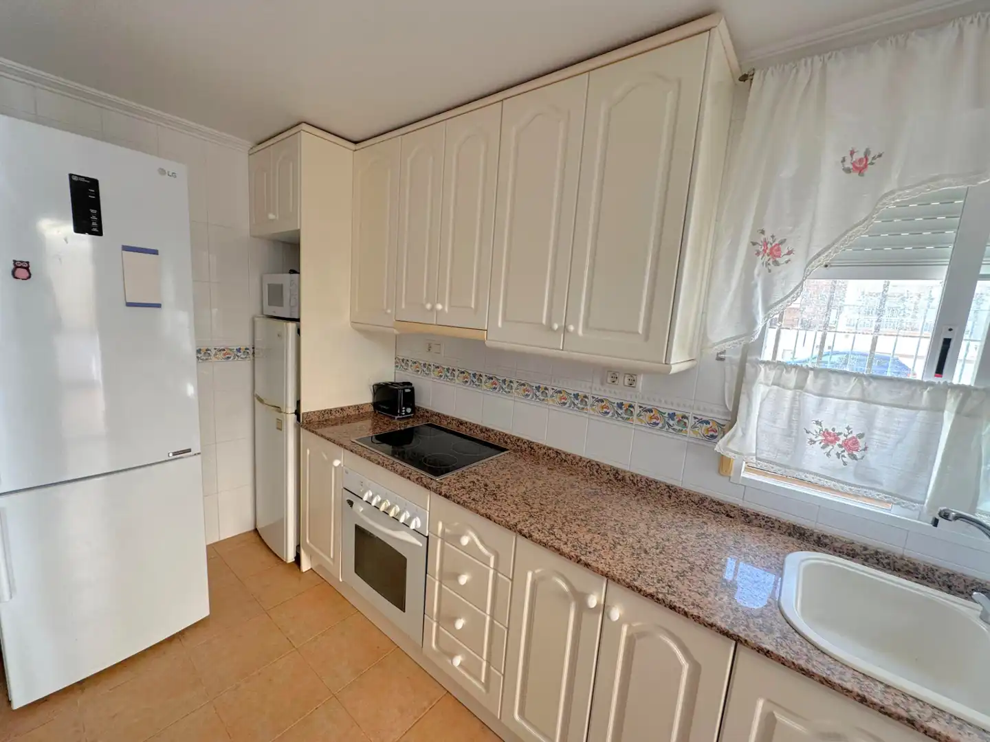 Cocina de Casa o chalet en venta en San Pedro del Pinatar con Aire acondicionado, Terraza y Amueblado