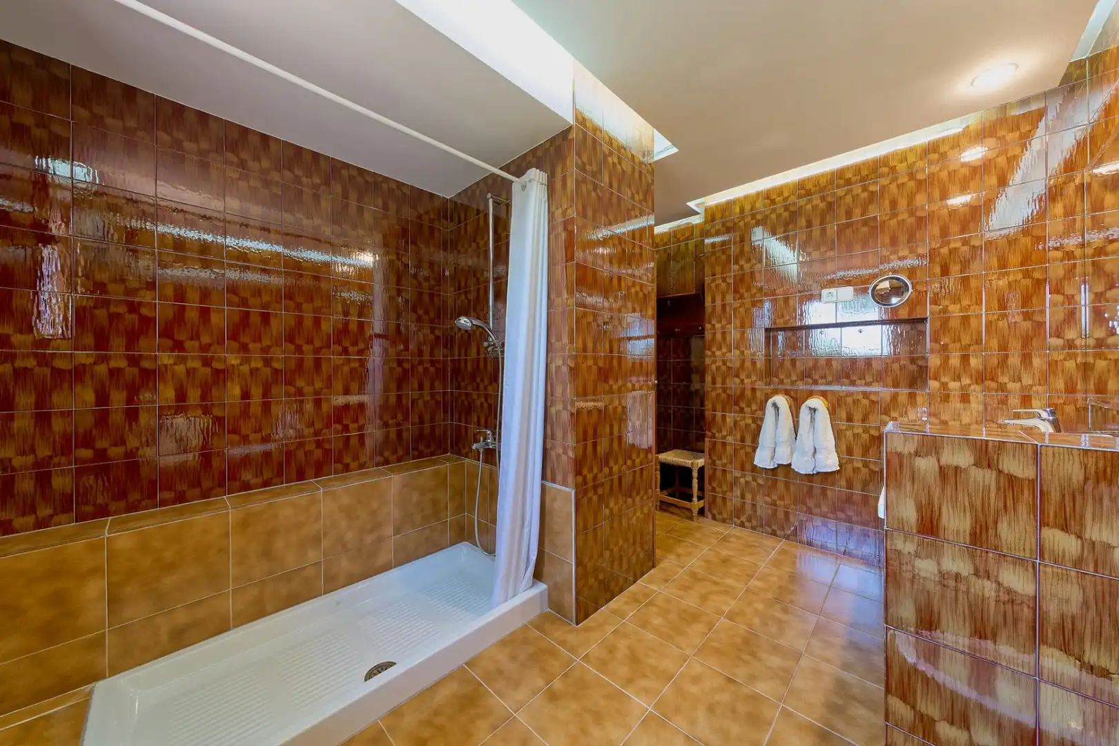Bany de Casa o xalet de lloguer en Málaga amb Aire condicionat, Calefacció i Jardí privat