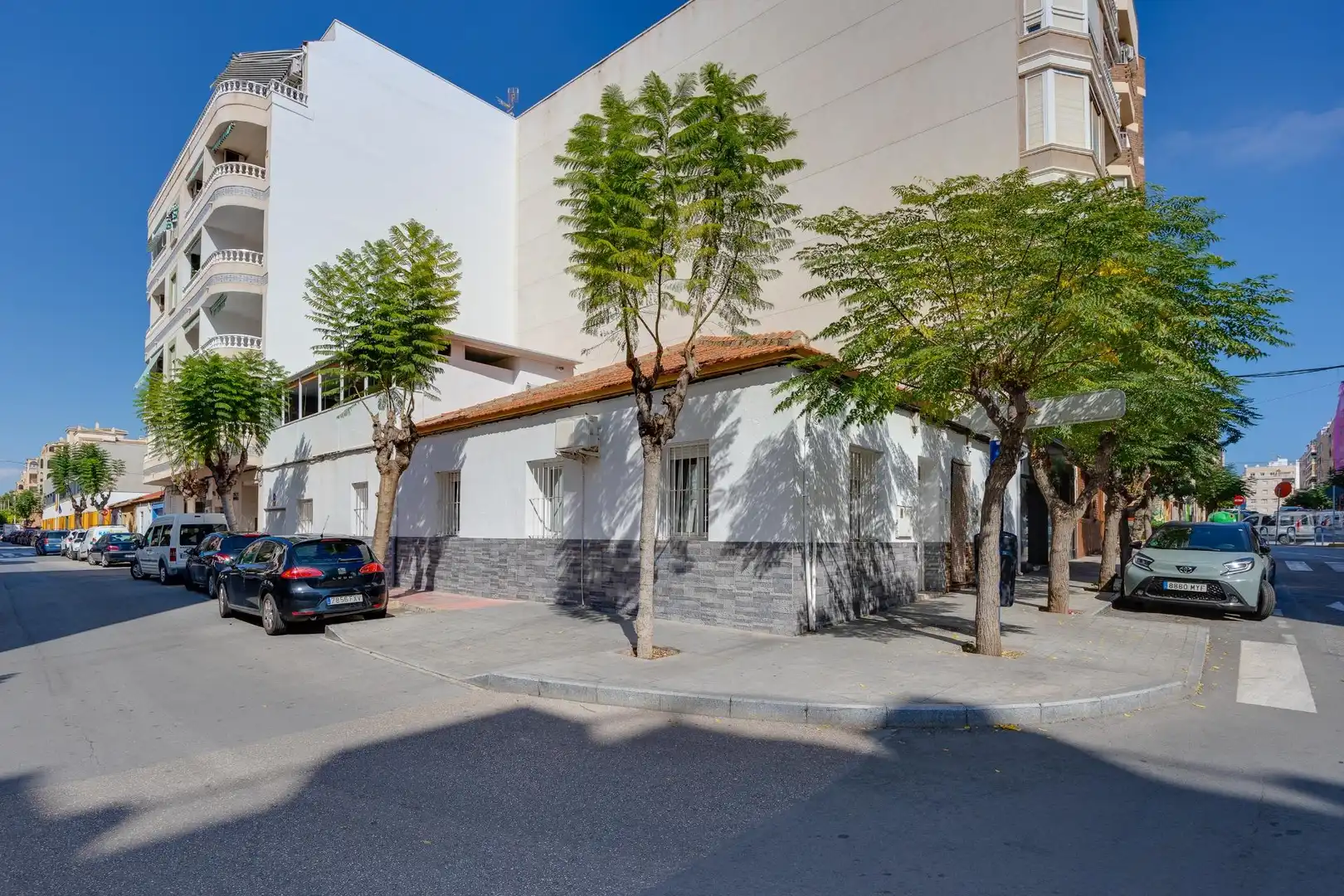 Vista exterior de Casa o xalet en venda en Torrevieja amb Aire condicionat, Calefacció i Terrassa