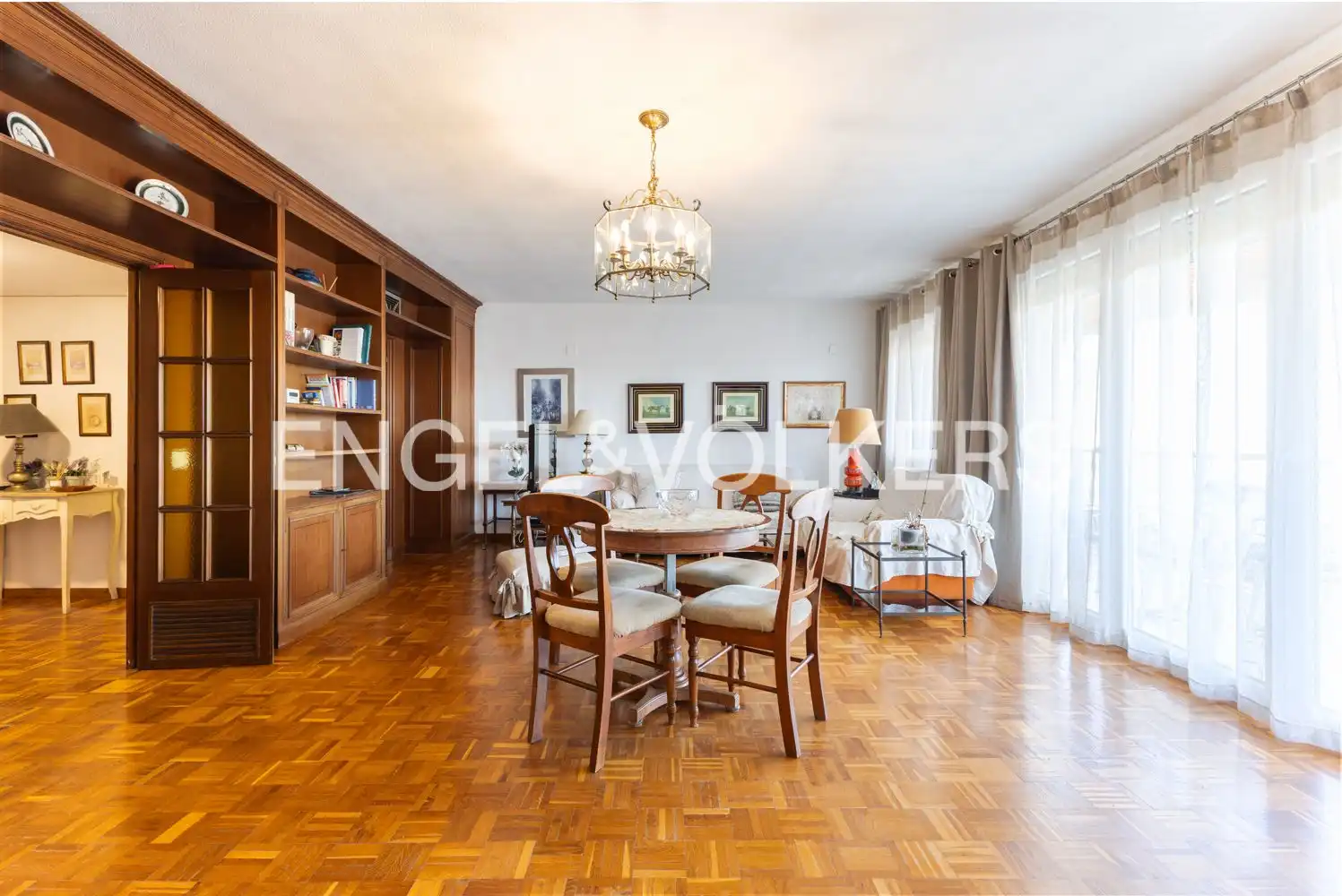 Dining room of Flat for rent in Valencia  with Air Conditioner, Heating and Parquet flooring