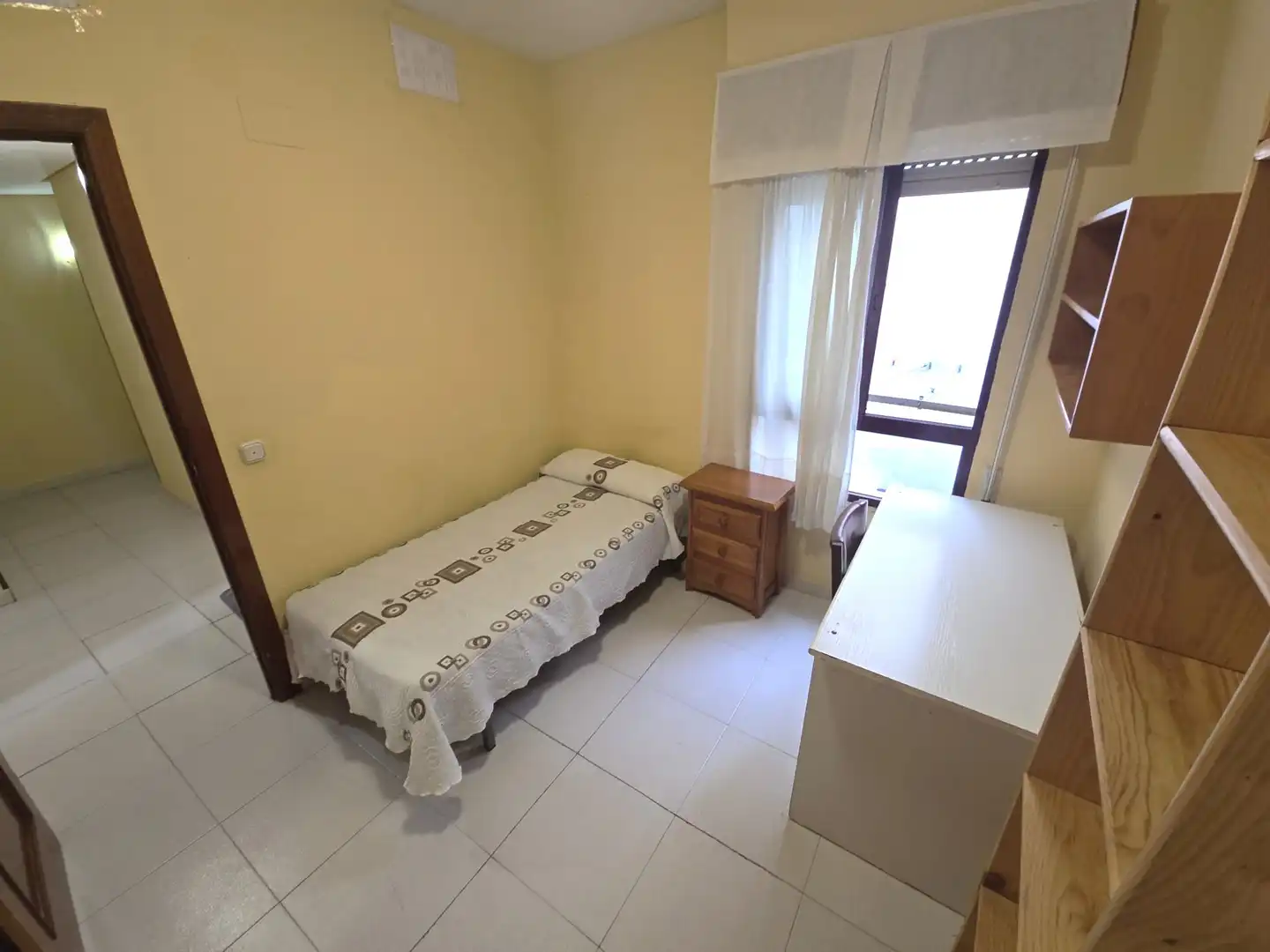 Schlafzimmer von Wohnung zur Miete in Casco Antiguo