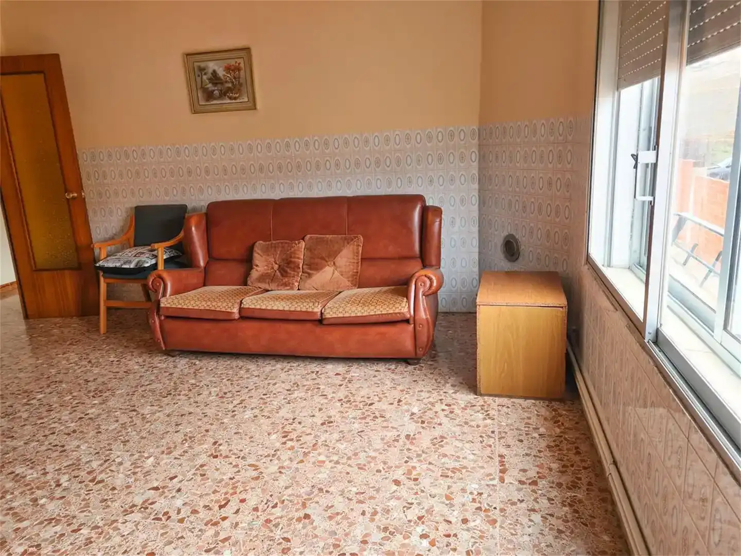 Living room of Detached homes for sale in Cella  with Balcony