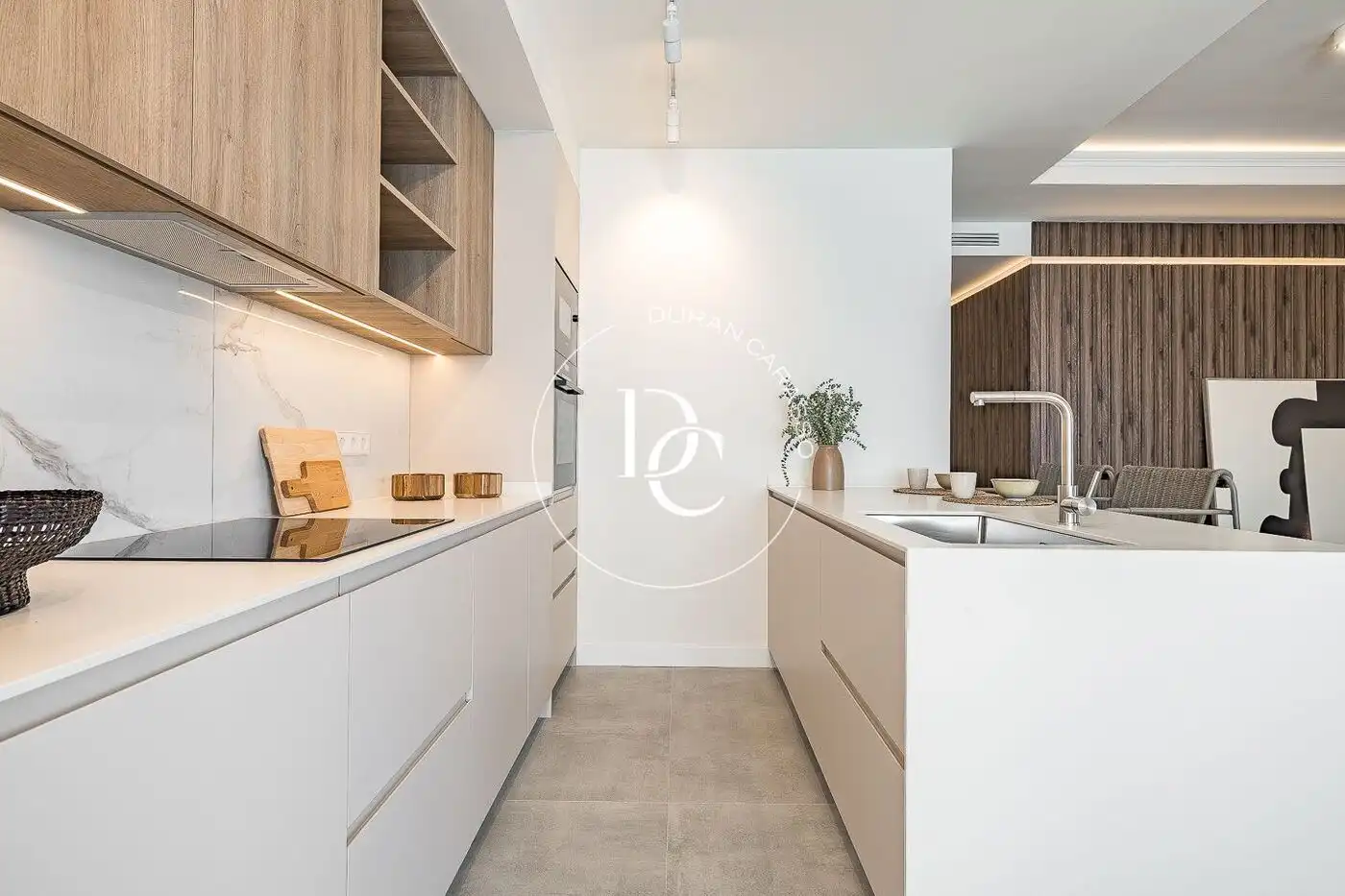Penthouse with terrace for sale in Carrer del Rosselló, imagen 12