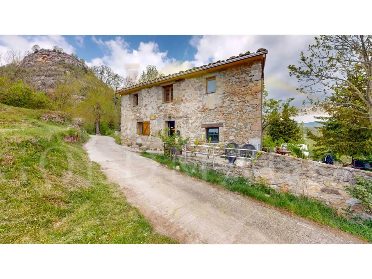 Vista exterior de Finca rústica en venta en Sant Jaume de Frontanyà con Calefacción y Jardín privado