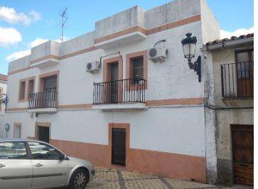 Casa adosada en Venta en  ESPAÑA en Torre de Santa María