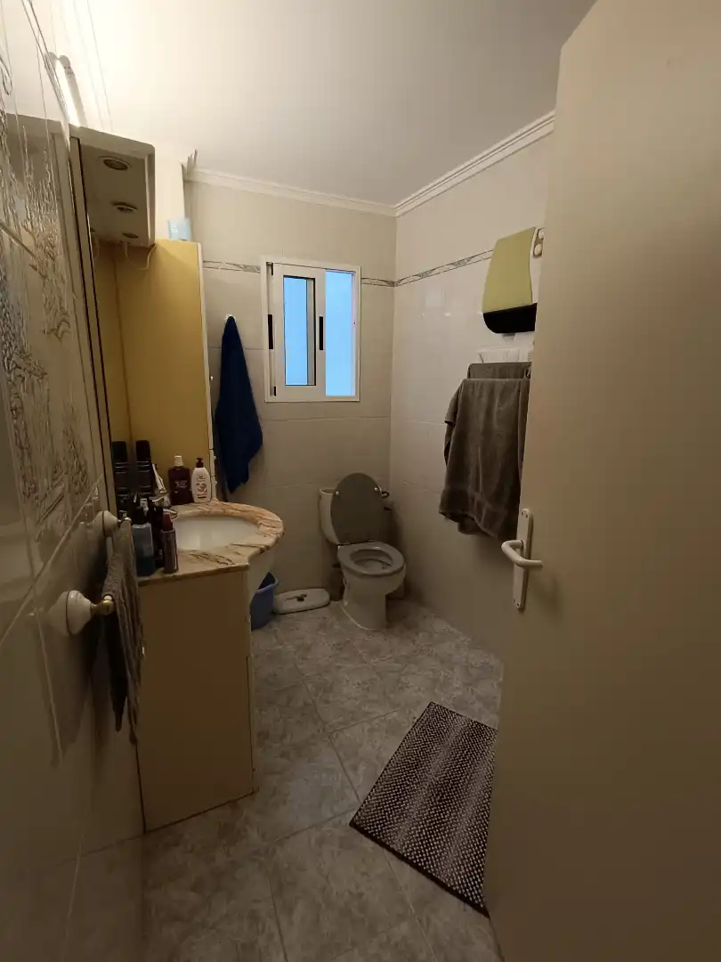 Baño de Piso en venta en Gandia con Aire acondicionado, Amueblado y Balcón