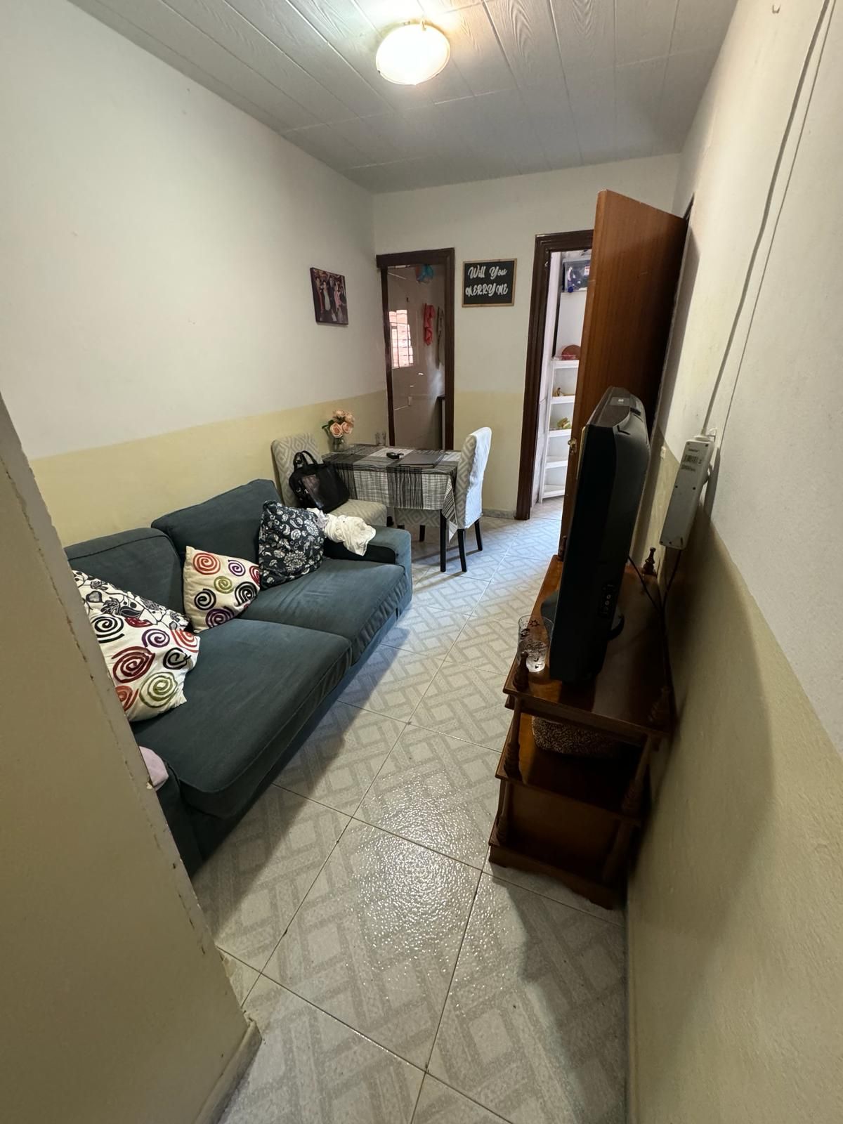 Living room of Flat for sale in L'Hospitalet de Llobregat  with Heating