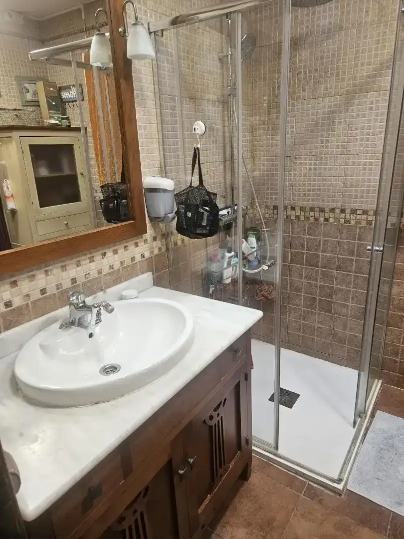Badezimmer von Erdgeschoss zum Verkauf in La Unión mit Balkon