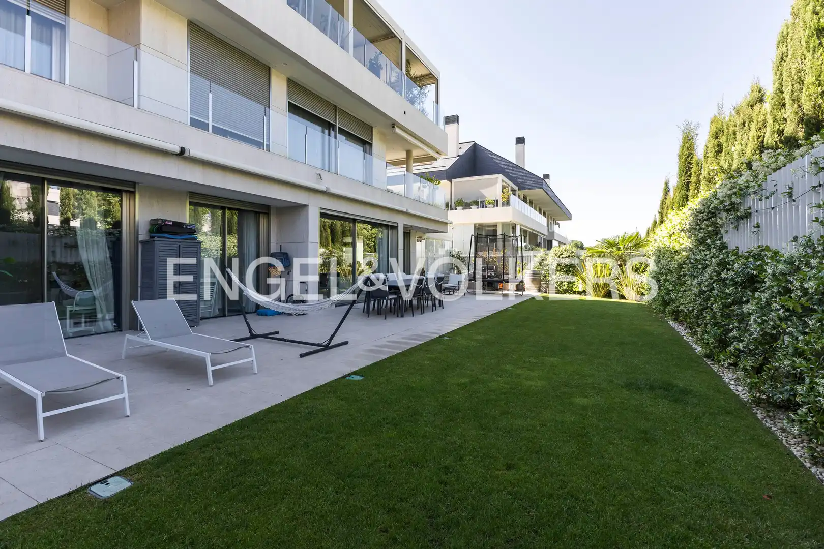 Terraza de Apartamento en venta en Pozuelo de Alarcón con Aire acondicionado, Calefacción y Jardín privado