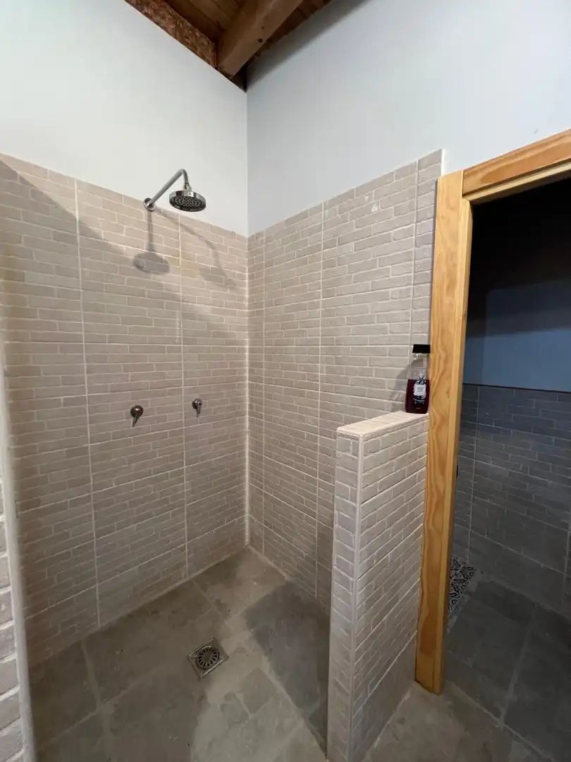Baño de Casa o chalet en venta en Albelda de Iregua con Aire acondicionado, Calefacción y Jardín privado
