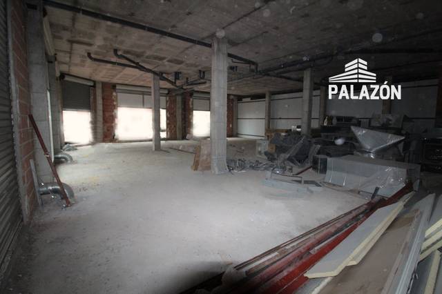 Local comercial en Alquiler en San Isidro