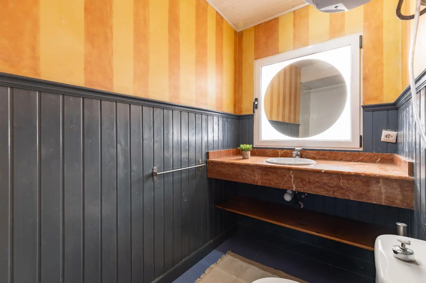 Badezimmer von Maisonette zum Verkauf in Valencia mit Klimaanlage und Balkon