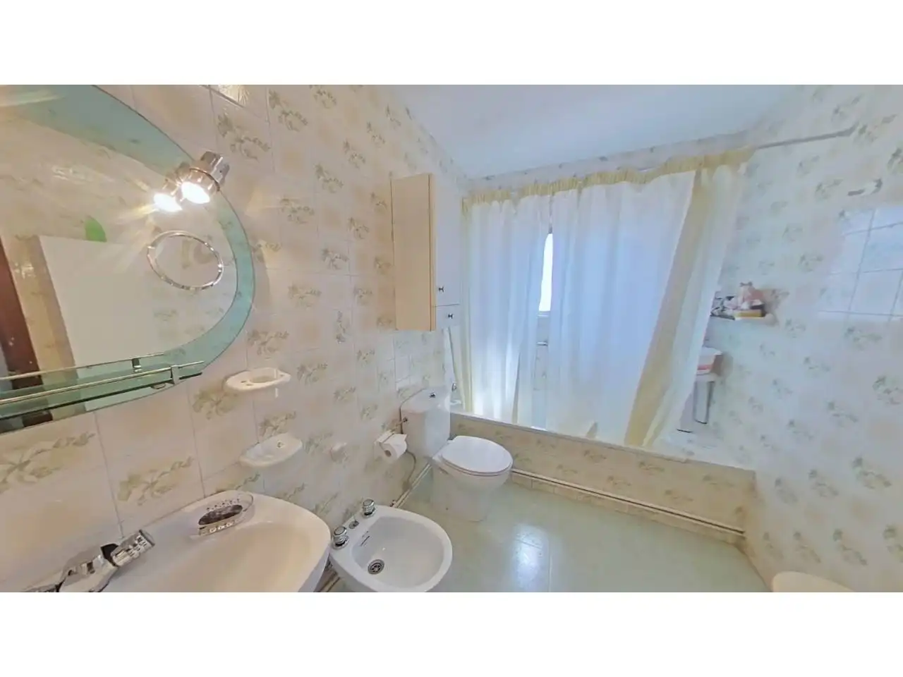 Baño de Casa o chalet en venta en Buitrago del Lozoya con Calefacción, Jardín privado y Terraza