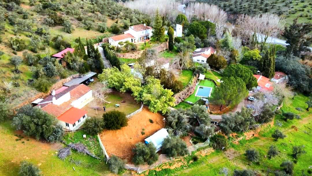 Exterior view of Country house for sale in La Nava  with Air Conditioner, Heating and Private garden