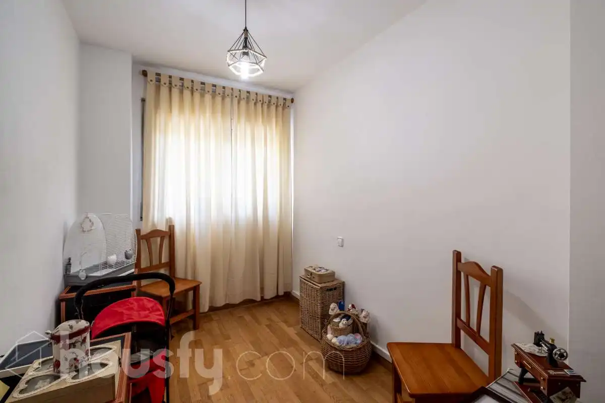 Appartamento con terrazza in vendita a Plaça Maria Manent ., imagen 15
