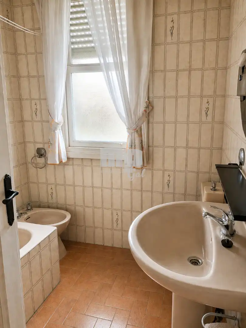 Baño de Edificio en venta en Vigo 