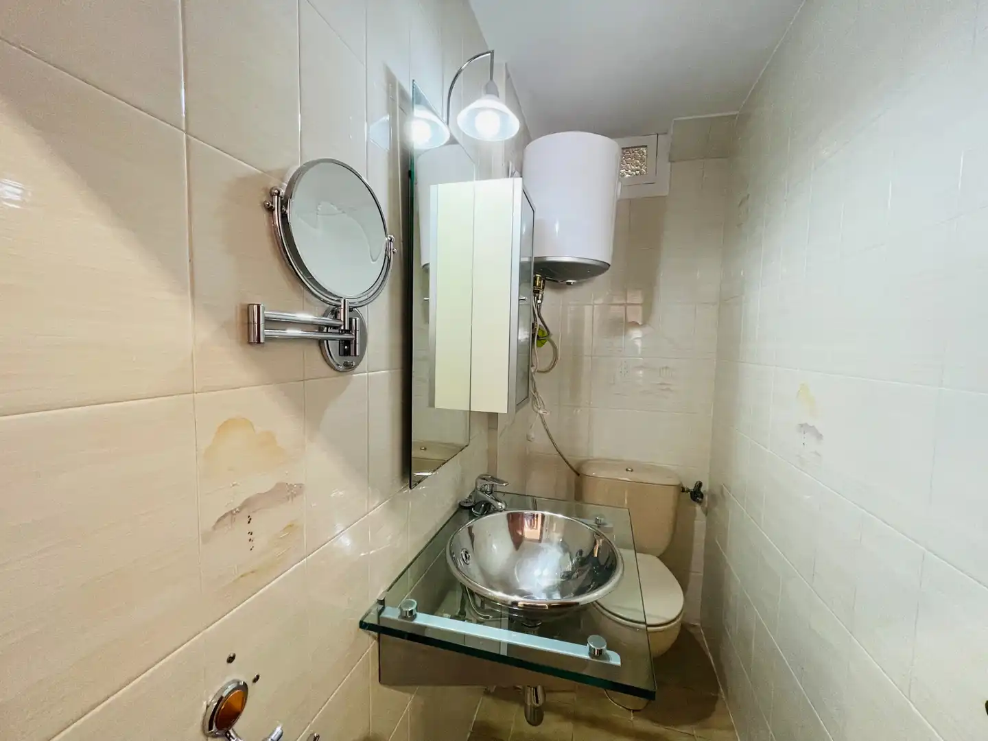 Piso en venta en Calle Cañón de Añisclo, Arrabal