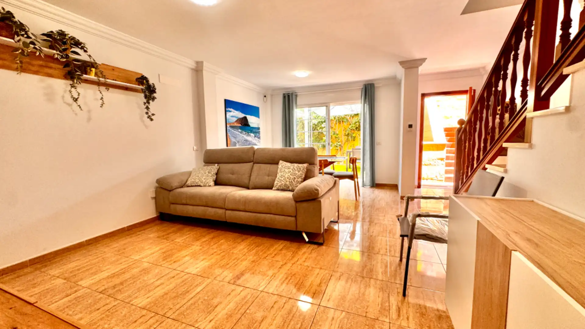 Sala de estar de Casa adosada en venta en San Miguel de Abona con Aire acondicionado, Jardín privado y Terraza