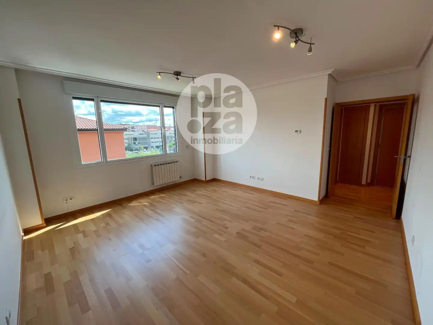 Living room of Flat for sale in Burgos  with Heating, Storage room and Swimming Pool