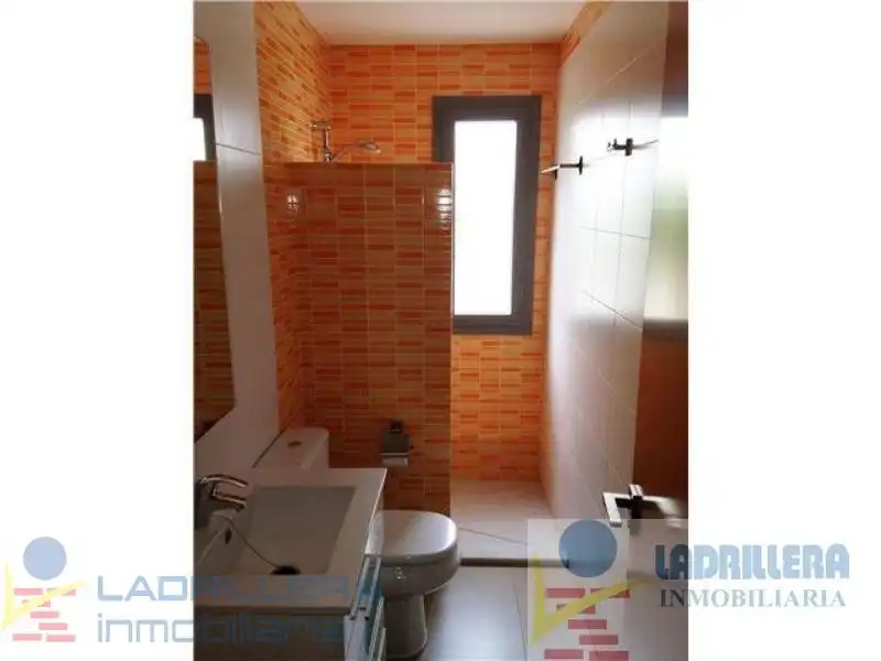 Bany de Casa adosada de lloguer en Conil de la Frontera amb Aire condicionat, Traster i Moblat
