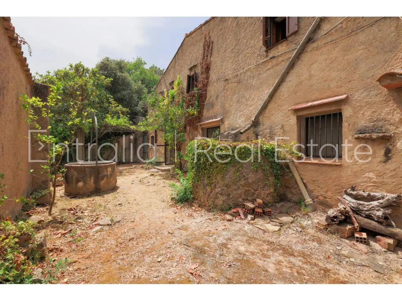 Finca rústica en venta en Celrà con Jardín privado