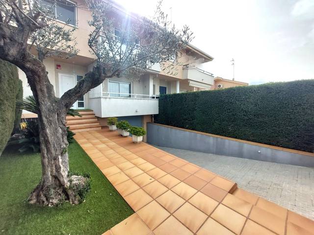 Casa-chalet en Venta en Olesa de Montserrat