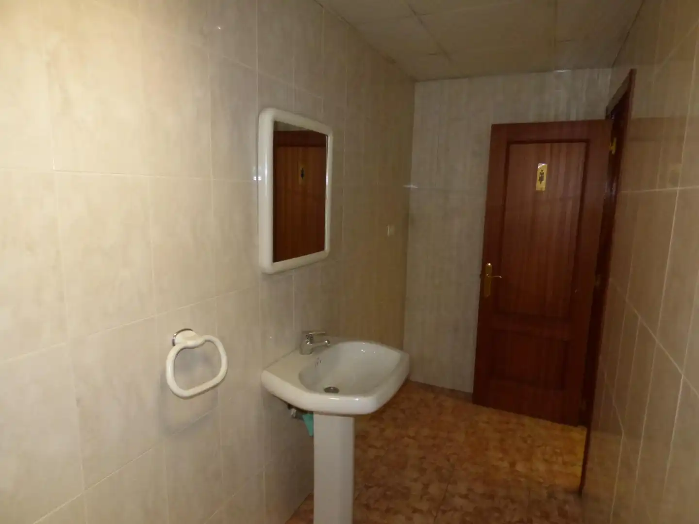 Badezimmer von Fabrikhallen zur Miete in Vitoria - Gasteiz
