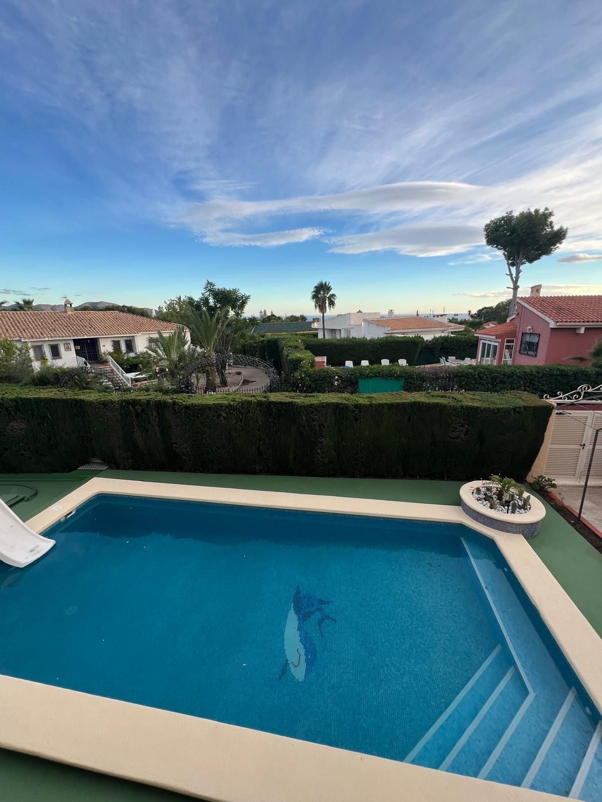 Vista exterior de Casa o xalet en venda en Benidorm amb Aire condicionat, Terrassa i Traster