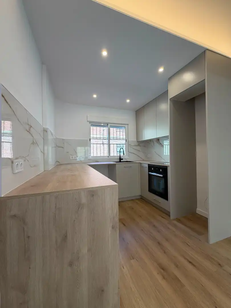 Cocina de Piso en venta en Vilanova i la Geltrú con Parquet