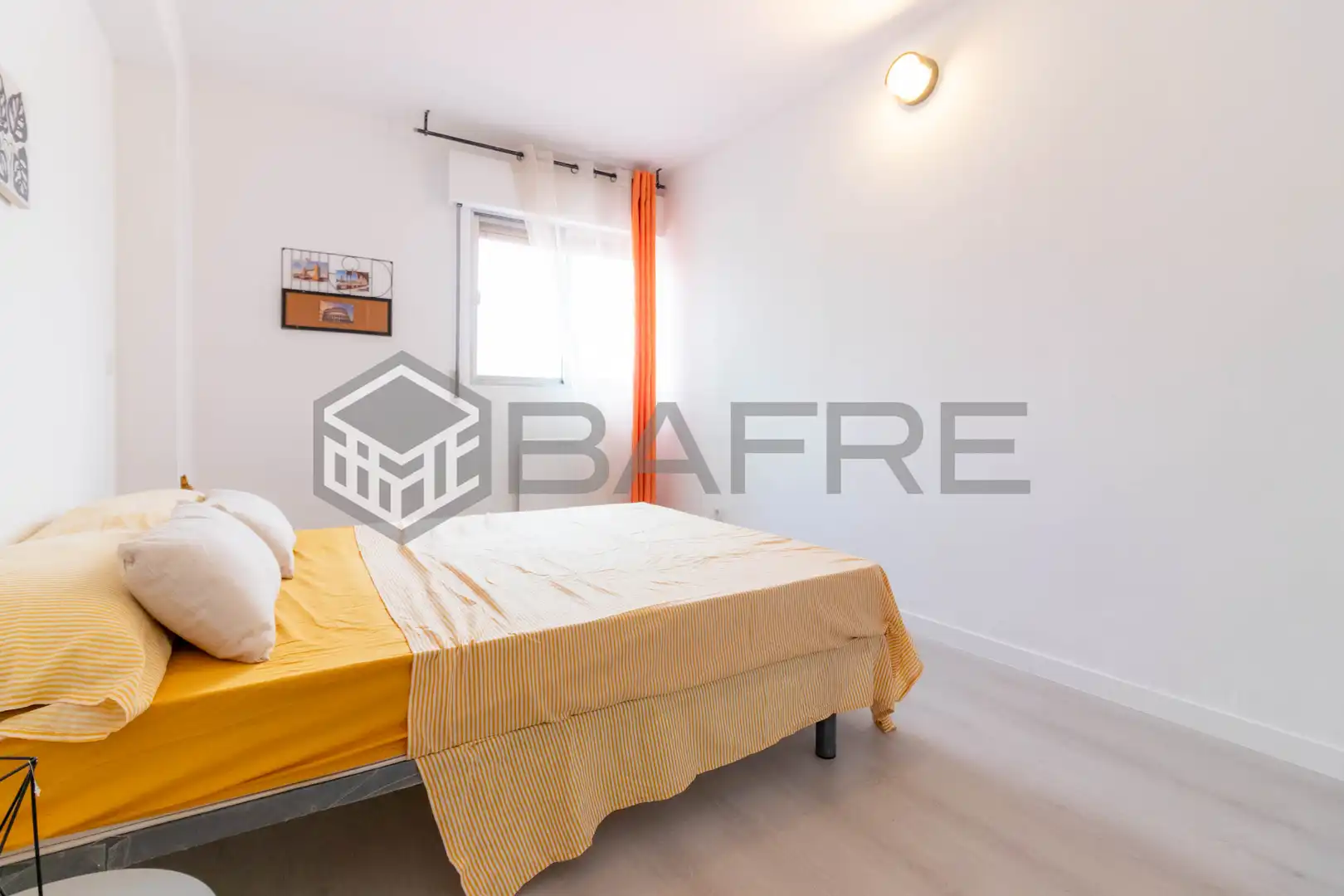 Flat for sale in Calle Adora, San Fermín
